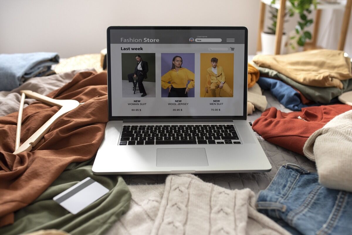 بهترین وب سایت ها برای خرید لباس و پوشاک آنلاین